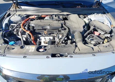 2022 Honda Accord Hybrid Sport z USA, uszkodzony, nr VIN 1HGCV3F23NA033411